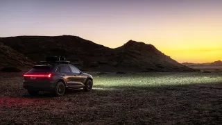 Audi Q8 e-tron edition Dakar