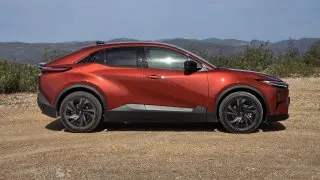 Toyota C-HR+