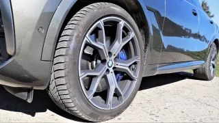 BMW X6 M50i