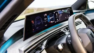 Peugeot 5008 Hybrid 145 e-DCS6