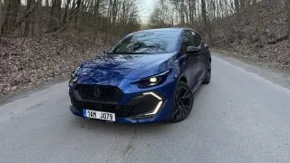 Renault Clio full hybrid E-Tech 160