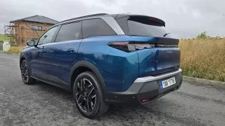 Peugeot 5008 5 míst