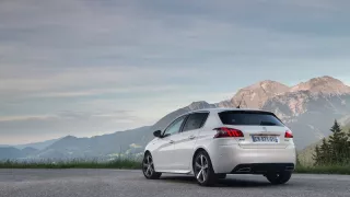 Vylepšený Peugeot 308 ve verzi hatchback 5