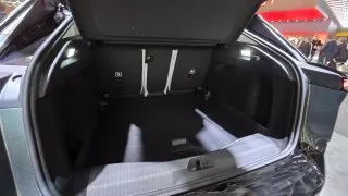 DS na autoslaonu v Paříži