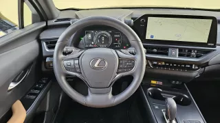 Lexus UX 300e