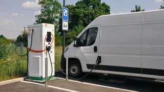 Peugeot e-Boxer L3H2