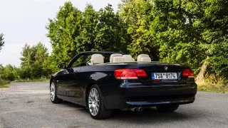 BMW 330i Convertible E93