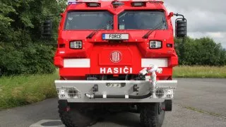 CZVS 40 Tatra Force 8x8
