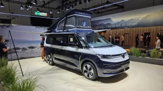 Nejezděte v srpnu na dovolenou do Slovinska a Chorvatska. Nový Volkswagen California tam ale bodoval