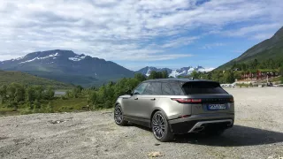 Vyzkoušeli jsme Range Rover Velar. 4