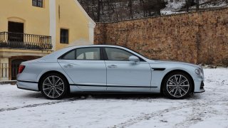 Bentley Flying Spur 2021 V8