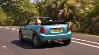 Mini Cooper Cabrio pro rok 2016 - Obrázek 2