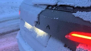 Sníh na SPZ rozhodně není omluva. I nevinné přehlédnutí může skončit zákazem řízení