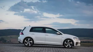 Volkswagen Golf GTI exteriér 6