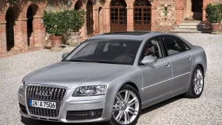 Audi S8 druhé generace 3