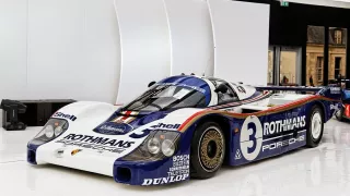 Porsche 956