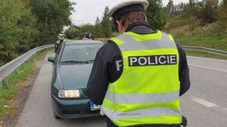 Stovky policistů vyrazí měřit rychlost. Policie už zveřejnila přesné datum