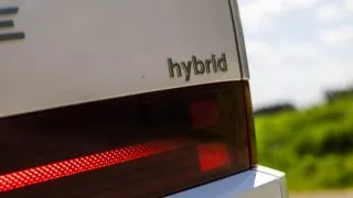 Hyundai Santa Fe 1.6 T-GDI HEV 4x4