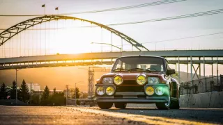 Renault 5 Turbo ve vzácné verzi Evolution. 18