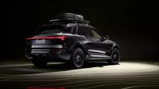 Audi Q8 e-tron edition Dakar