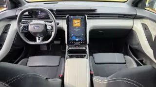 Testovaný Ford Capri.