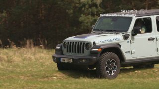 Offroadový trojboj, po čem muži touží, podvozek je základ vozu. Premiérový Autosalon už ve středu