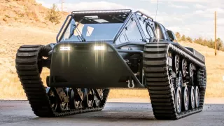 Tank pro volné chvíle Ripsaw EV3-F4.