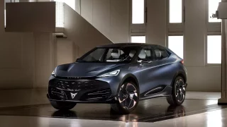 Cupra Tavascan je tak sexy, že jí odpustíte její ekologický manýry. Na české ceny ale stále čeká