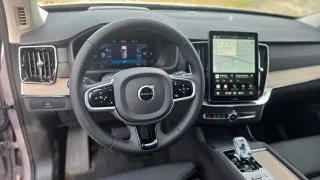 Volvo XC90 B5