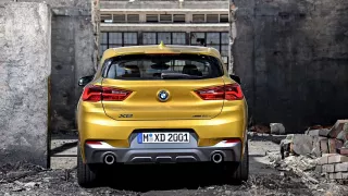 BMW X2 8