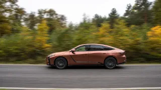 Lexus ES, české jízdy