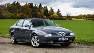Alfa Romeo 166