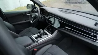 Prohlédněte si galerii současné Audi Q7