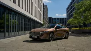 Mazda 6e