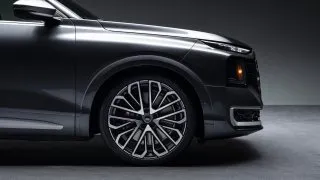 Audi SQ9