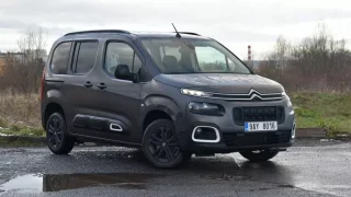 Citroën Berlingo fintou nepřišel o své spalovací motory. A to je dobře!