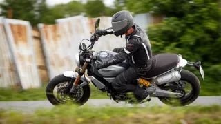 Ducati Scrambler 1100 jízdní 7