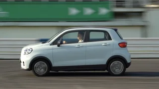 Tenhle lidový elektromobil není vůbec špatný. Leapmotor T03 stojí 470 tisíc a je velmi úsporný