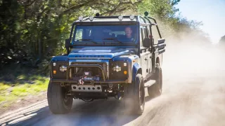 Defender s osmiválcem dostal jméno Viper - Obrázek