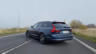 Volvo V90 T8 AWD Recharge