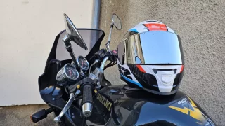 Jen helma nestačí. Ministerstvo dopravy odhalilo často přehlížený přestupek, stát může až 5000 Kč