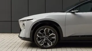 Mazda CX-6e