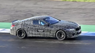 BMW M8 Coupe test Estoril