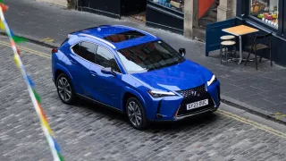 Lexus UX 300e facelift