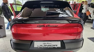 Alfa Romeo Junior