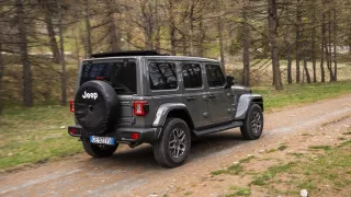 Jeep Wrangler Sahara 4xe