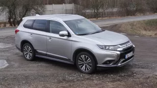 Mitsubishi Outlander exterier 6