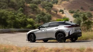 Lexus RZ