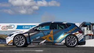 CUPRA TCR