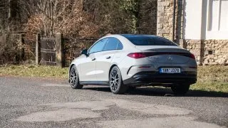 Test Mercedes-Benz CLA hybrid